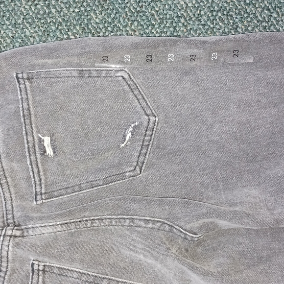 PacSun Los Angeles Faded Black Ripped Mom Jean Size 23 distressed new with tags - Picture 13 of 17